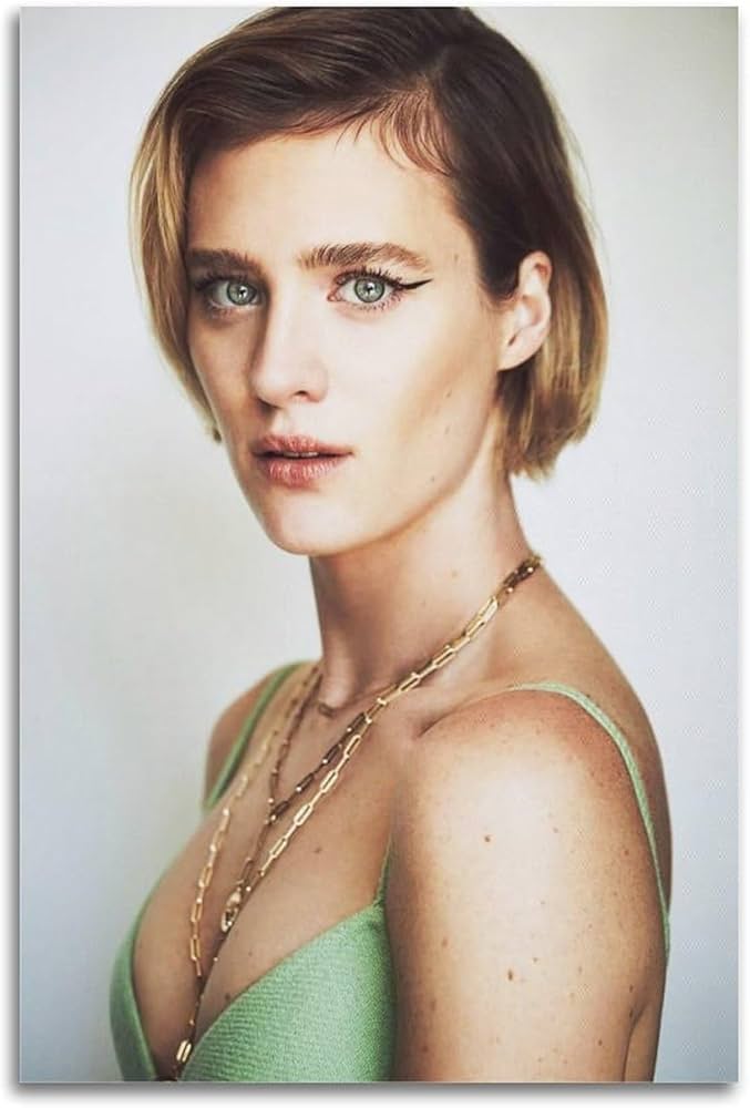 alex mavroudis recommends Mackenzie Davis Sexy