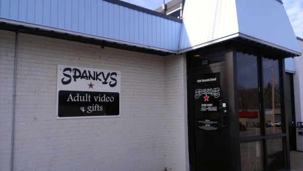 candice tung recommends spankys porn pic