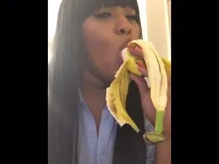 ariane turner add deepthroat a banana photo