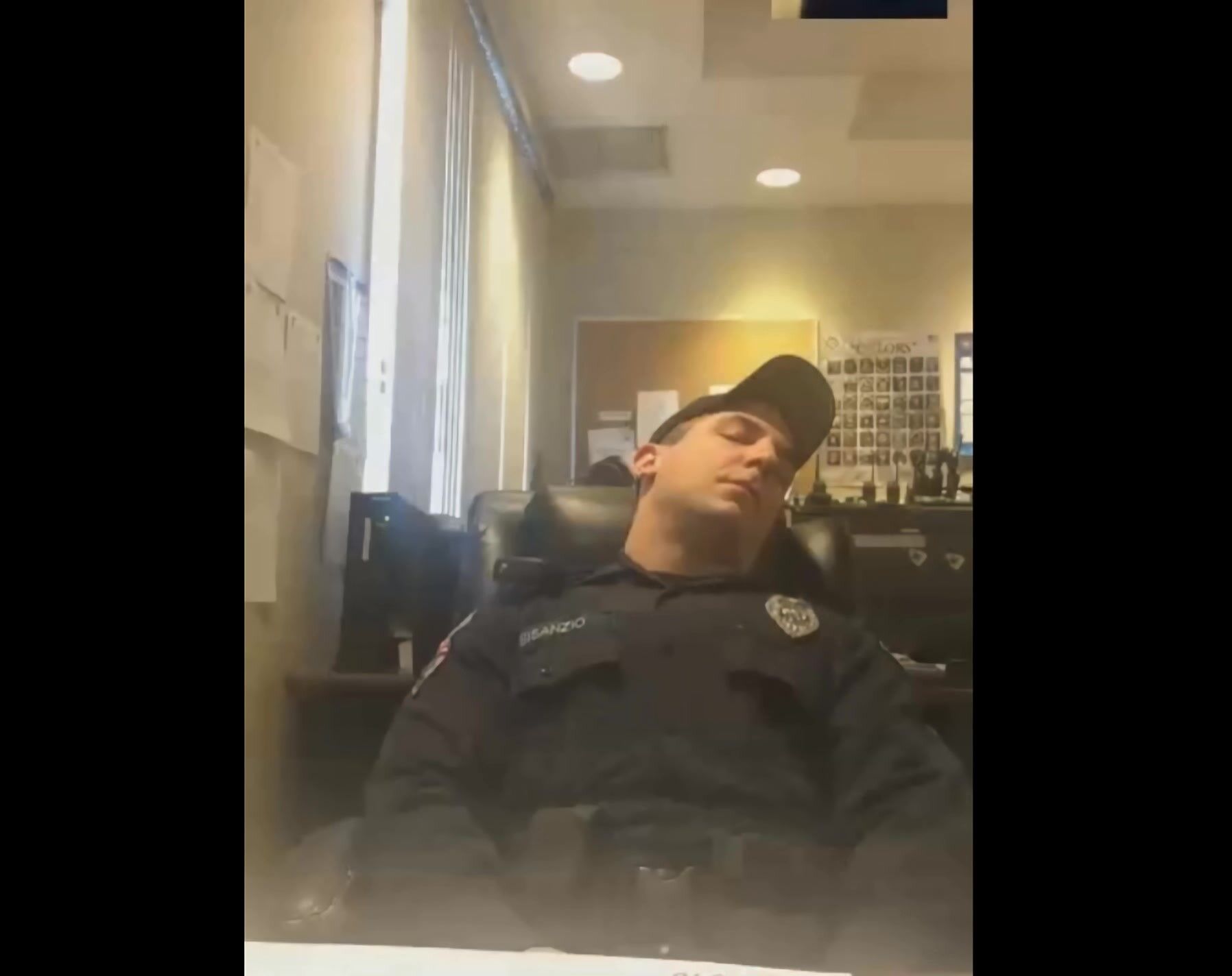 chris trauzzi recommends Cop Jerking Off