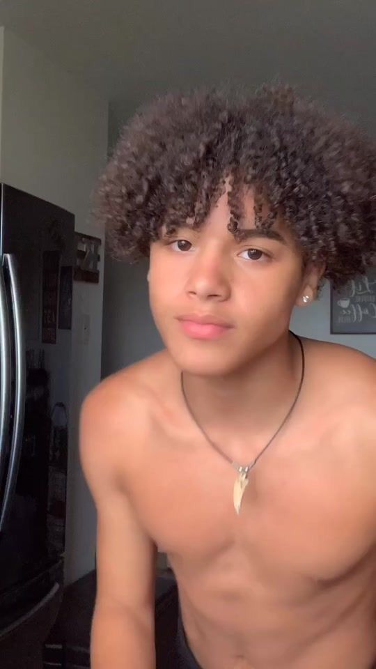 brittany fellows recommends light skin twinks pic