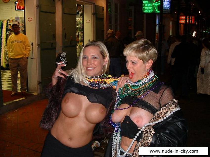 chantel schutte recommends Flashing Tits Mardi Gras