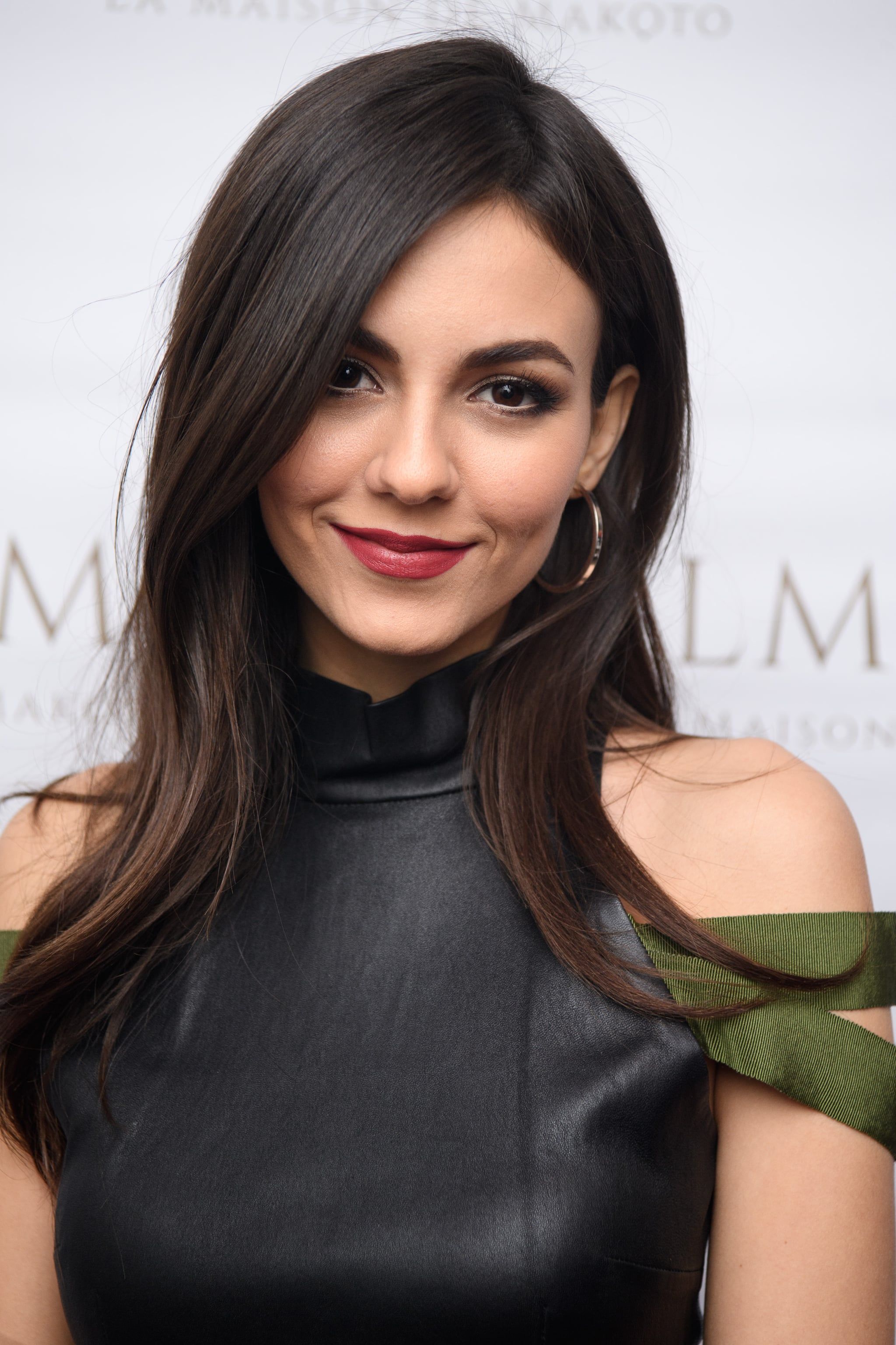 adel tomasek add sexy victoria justice photo