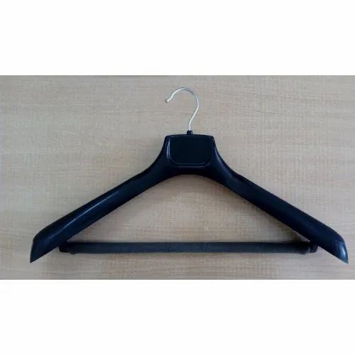 artemisa martinez recommends Big Hangers