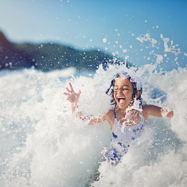 allen doane recommends rachel rivers underwater pic