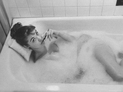 dale molyneux share bathtub nudes photos