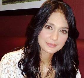 amy mandelbaum recommends luna maya video ariel pic