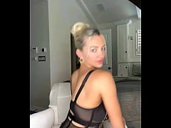 david mari recommends lindsey pelas onlyfans leaks pic