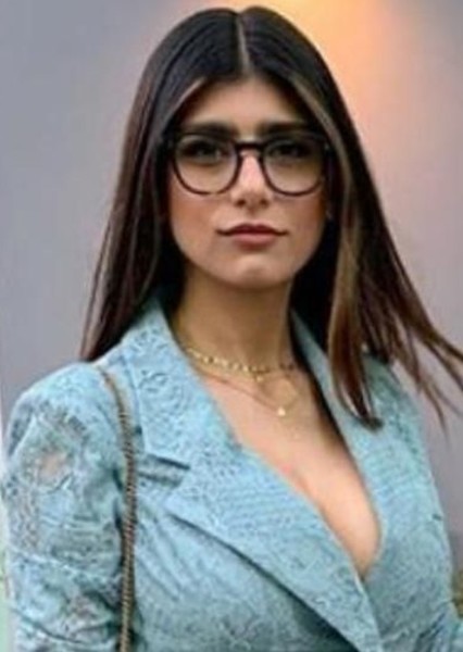 dominick sabala share mia khalifa casting photos