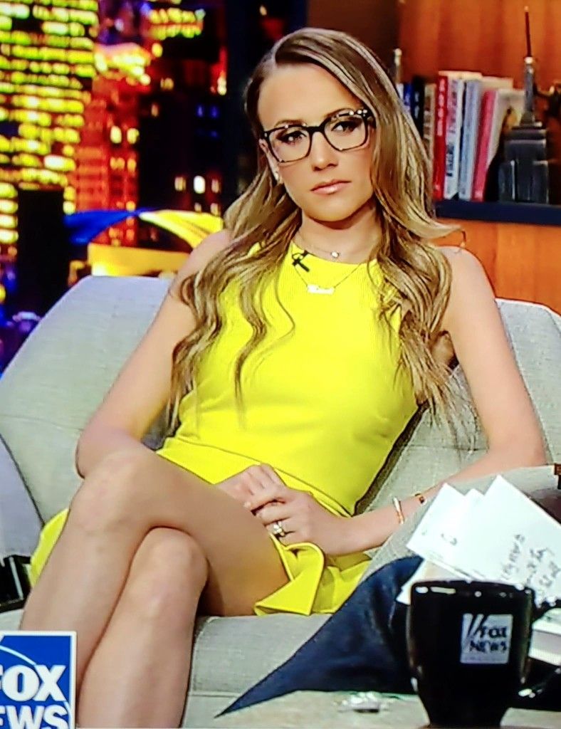 amanda corcoran add photo kat timpf hot