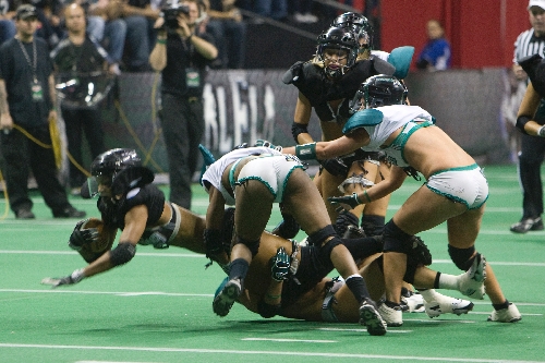 brian dublin recommends lingerie football bloopers pic