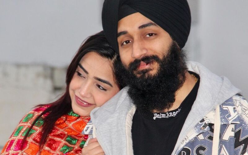 aaron james barnes recommends punjabi couple kulhad pizza viral video pic