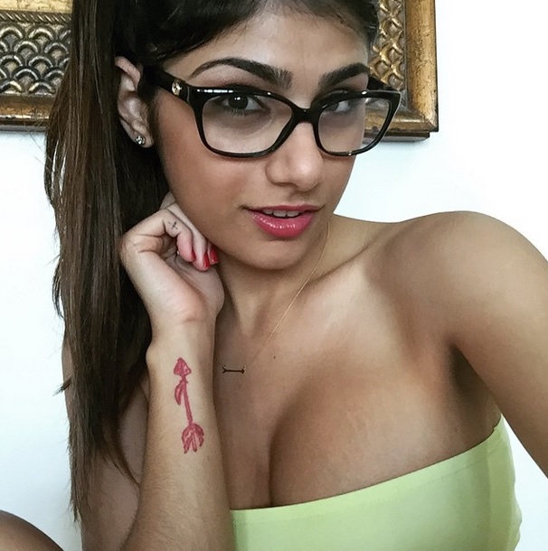 bret conklin recommends Mia Khalifa Too Big