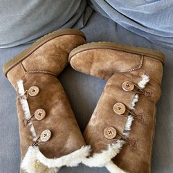 Best of Cumming in uggs