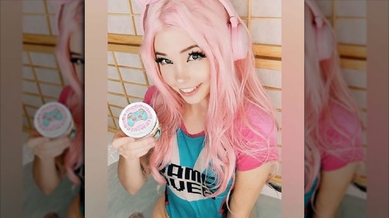 arash ghiasvand add photo belle delphine spread