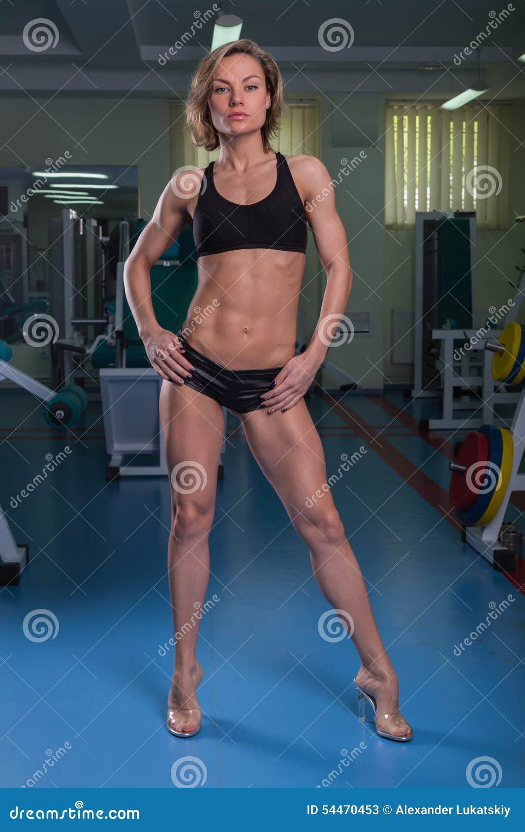 gym girl nudes