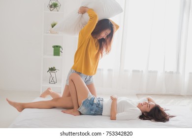 lesbian massage