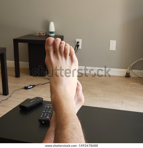 cyrus tse add guys feet porn photo