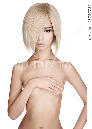 carmen tatum share short hair nude photos