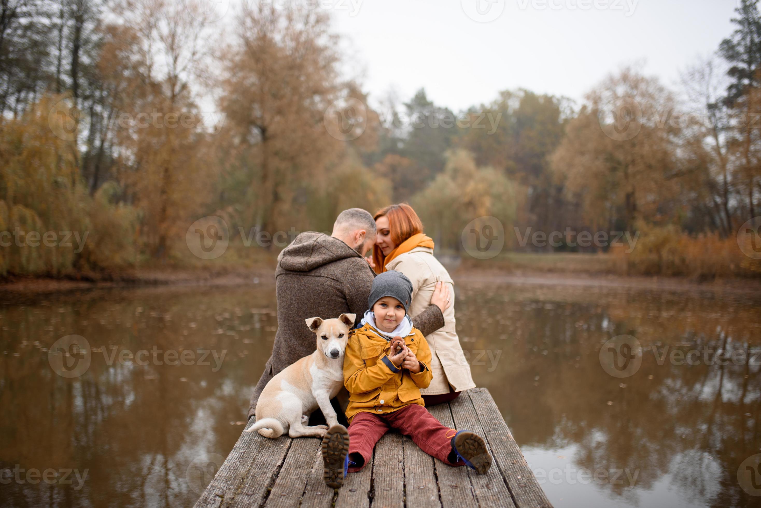 anders hemmingsen add photo stroking the family