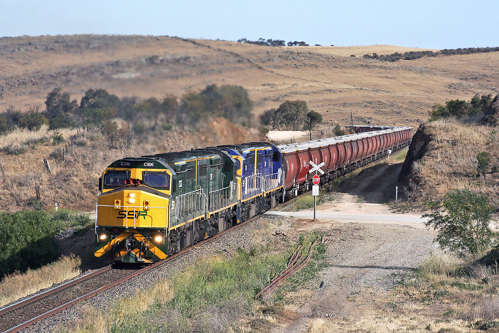 chatanie grant recommends train foursome pic