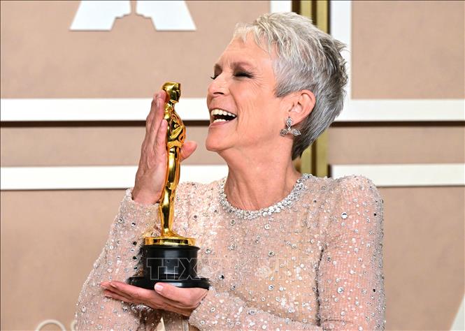 adrian kryeziu recommends Jamie Lee Curtis Thong