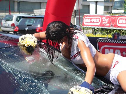 deshun edwards recommends nude car cleaning pic