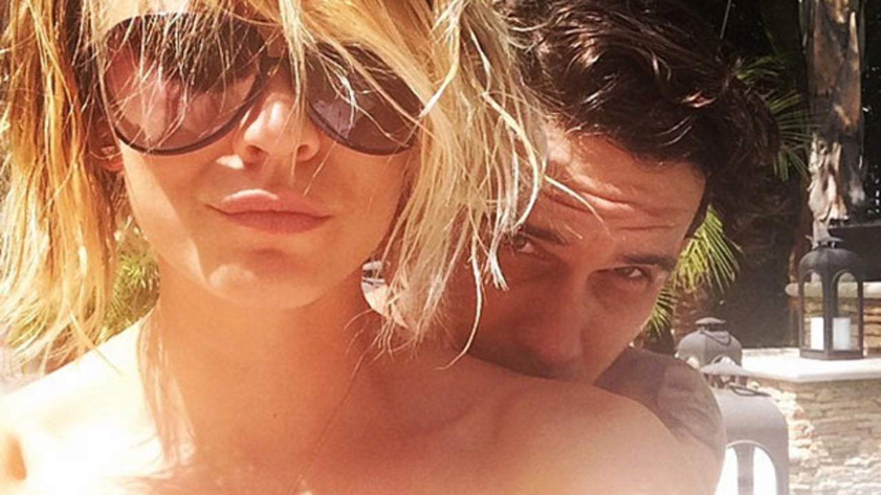 blake hankins recommends kaley cuoco naked uncensored pic