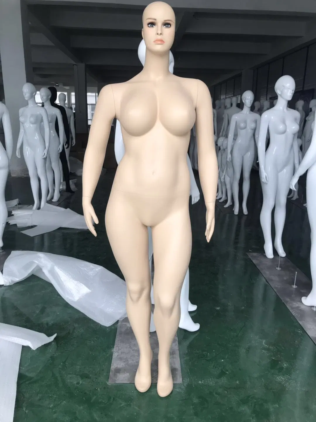 dhany wahyudi recommends Big Tits Mannequin