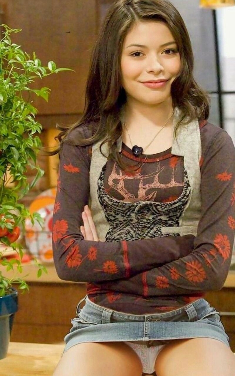 david haedt recommends Miranda Cosgrove Sexy