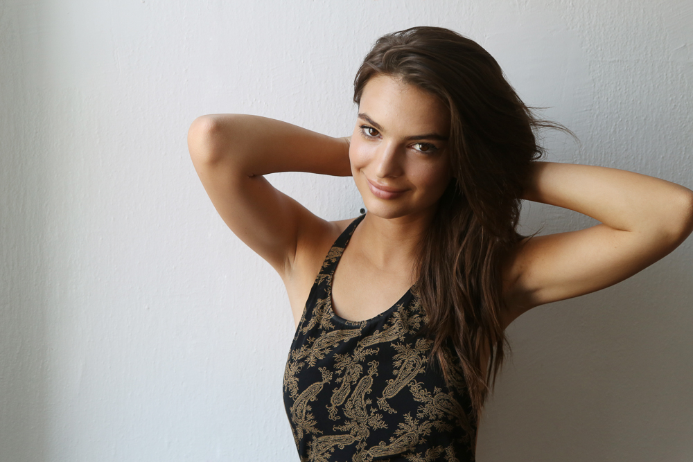 chrissy mccartney recommends emily ratajkowski nude modeling pic