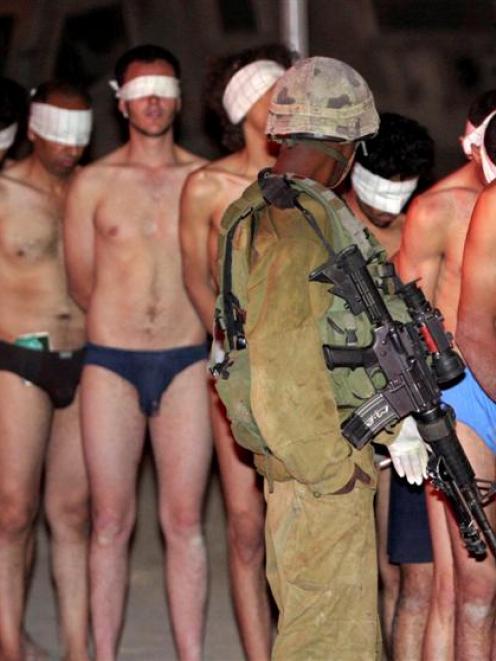 brittney kittle recommends Israeli Naked Soldiers