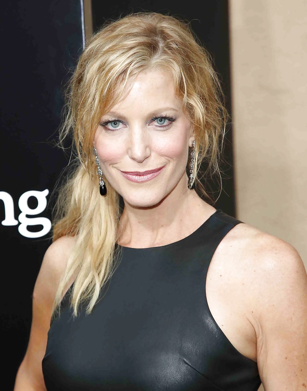 chantal piper recommends anna gunn tits pic