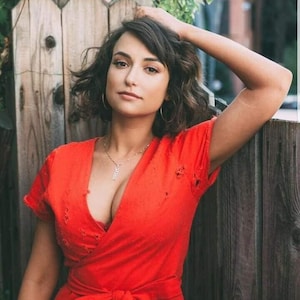 milana vayntrub nude images