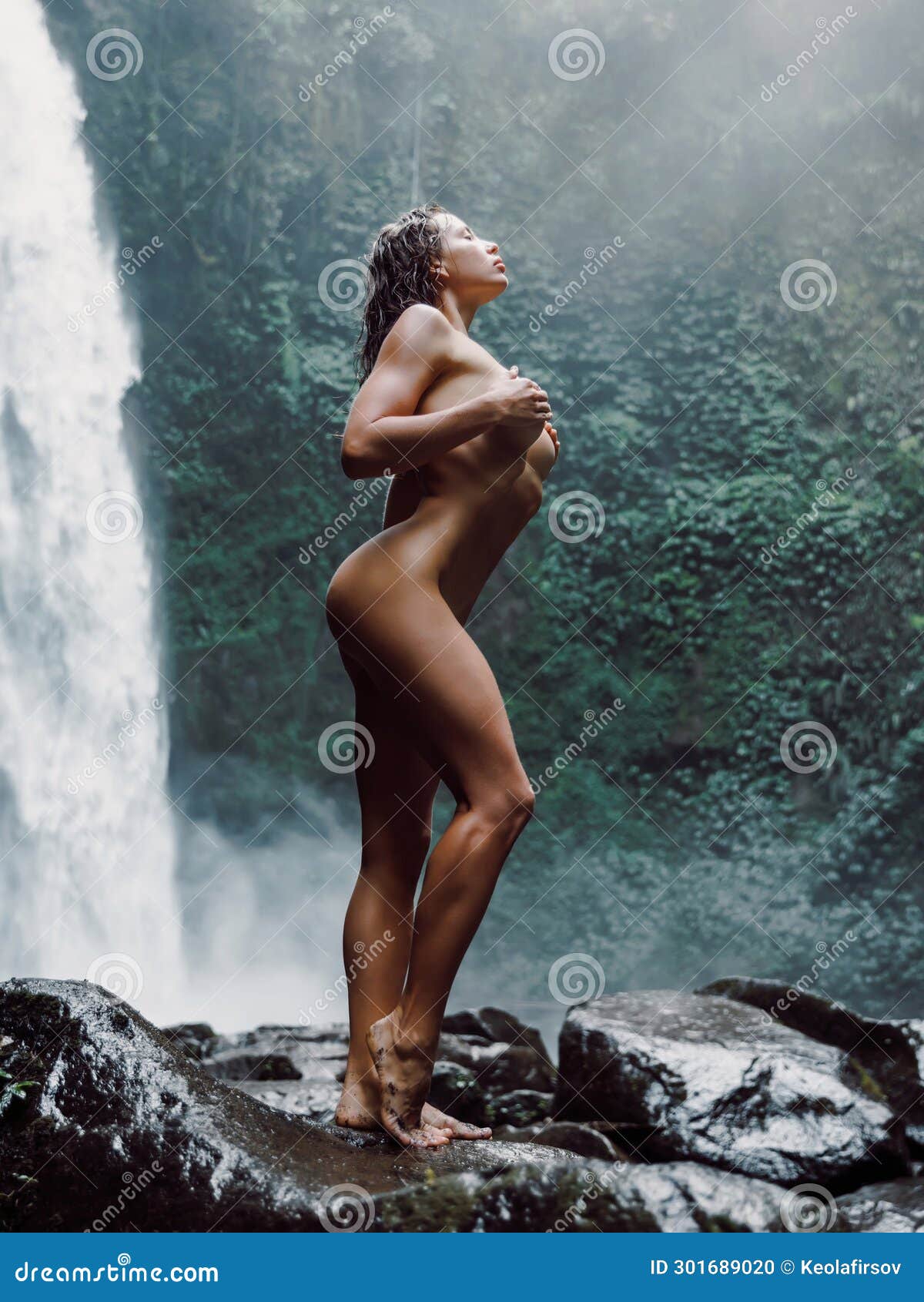 aref sarhan add nude waterfall photo