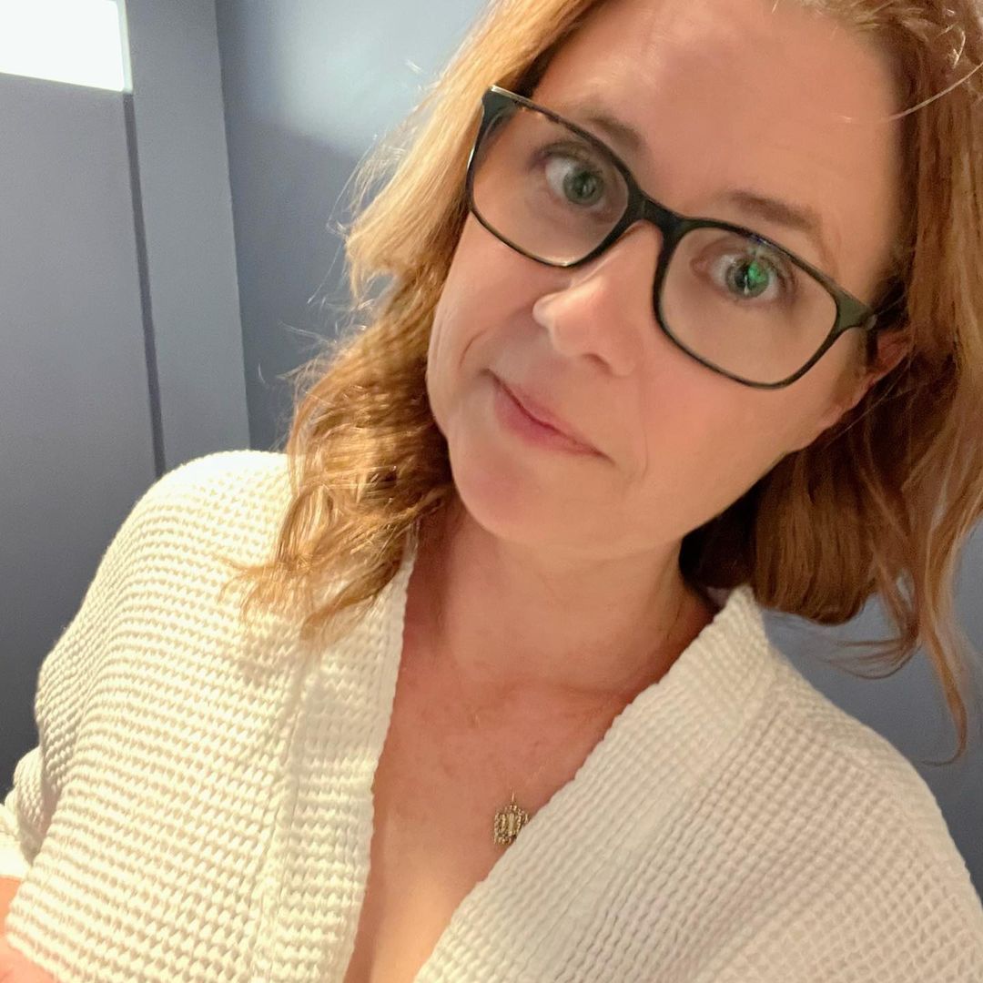 amy lynn budd recommends Jenna Fischer Tits