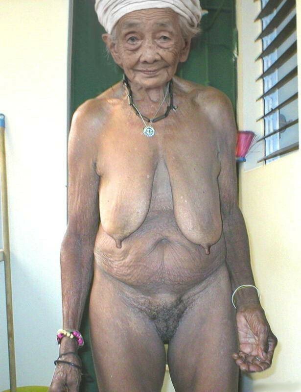 naked black old lady