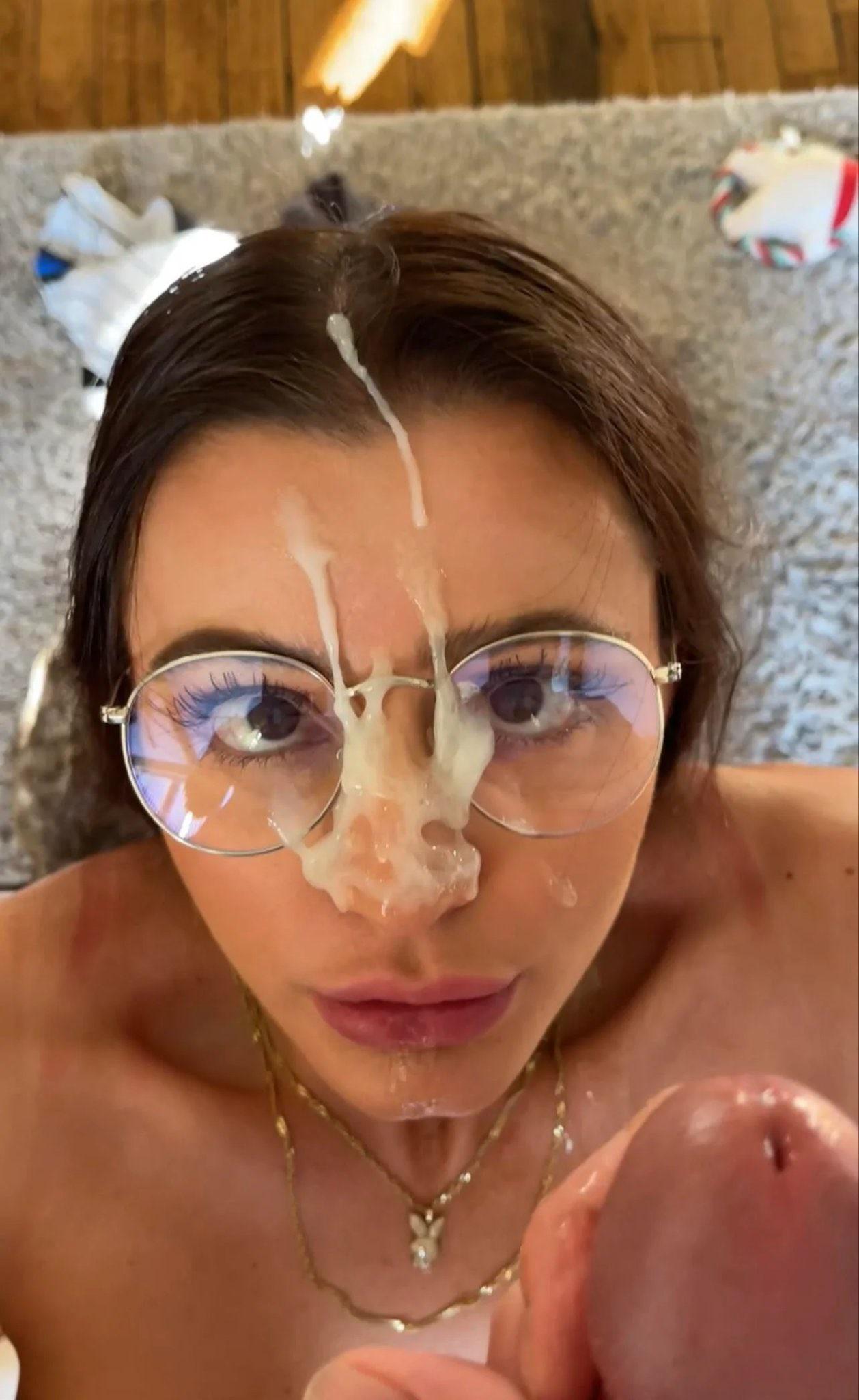 beth savoie recommends thick facial cumshot pic