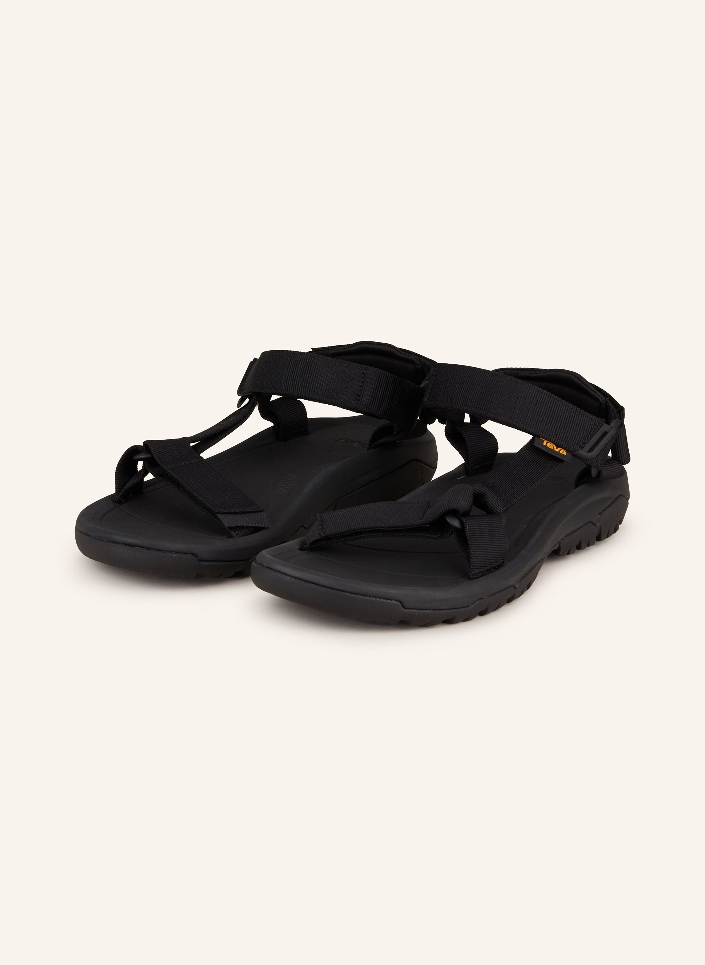 benjamin harkins recommends Teva Sandals Porn