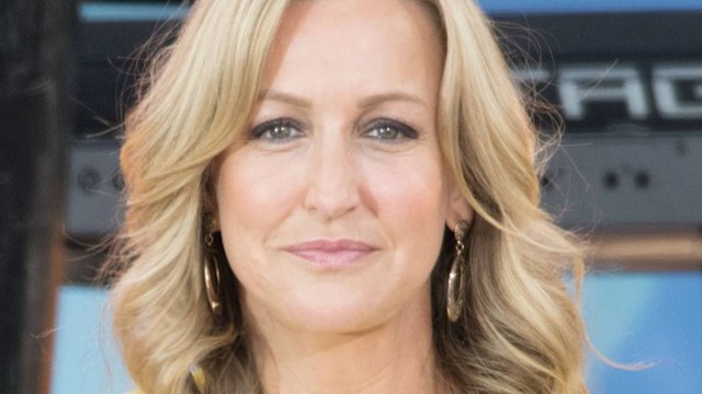 cherrylyn hernandez recommends Lara Spencer Legs