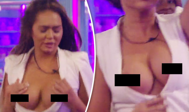 barry boulton recommends live tv nip slip pic