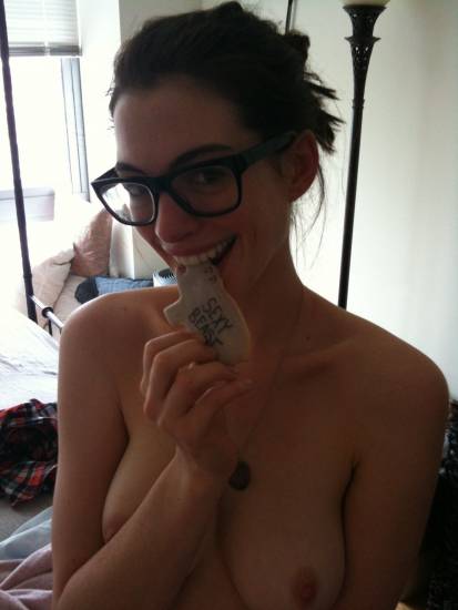 adam gladwell recommends anne hathaway nude breasts pic