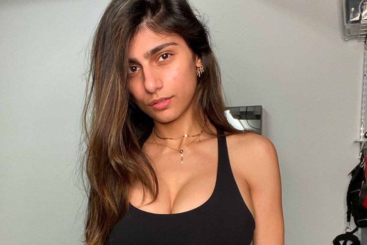 carley bruce share mia khalifa last video photos