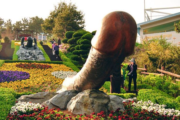 penis water fountain