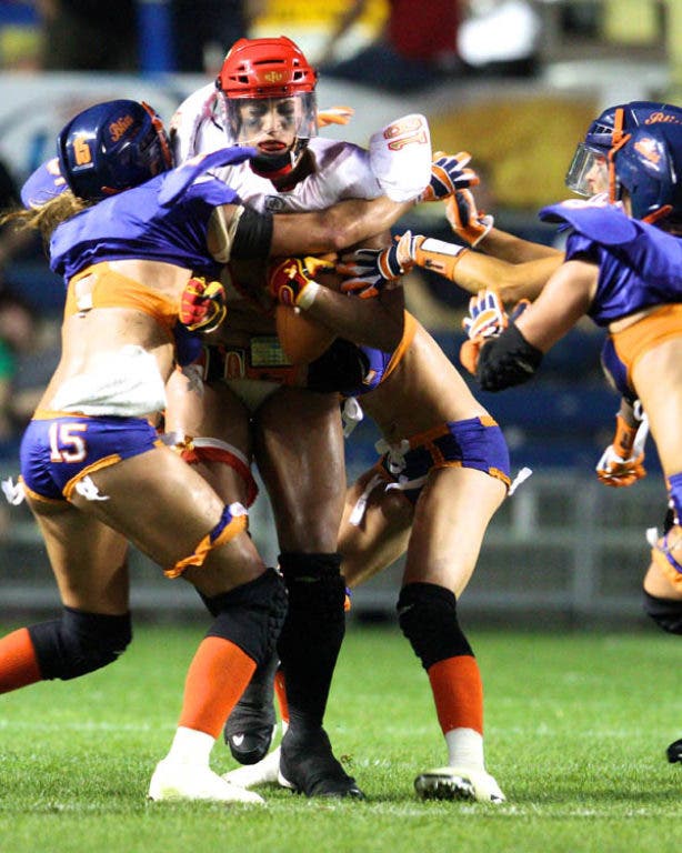 brian meckes share lfl nip slip photos