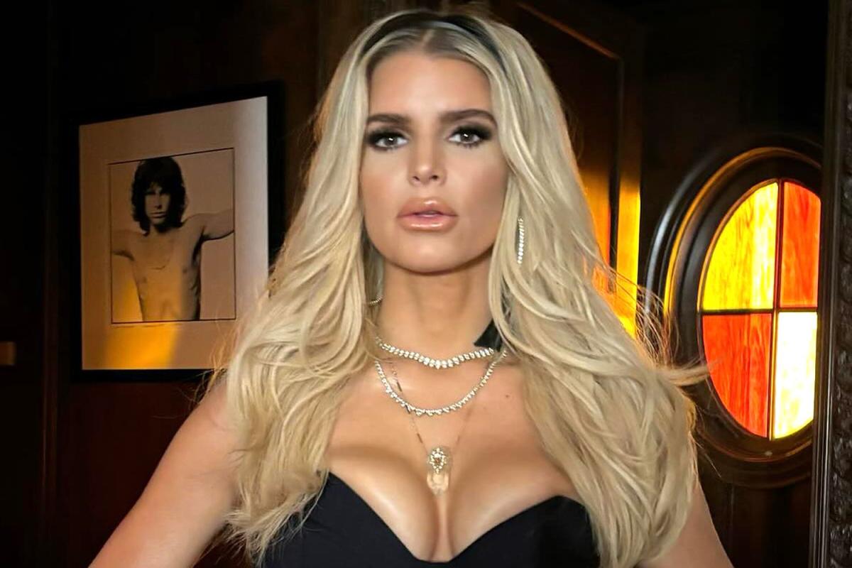 beau jackson recommends jessica simpson pron pic