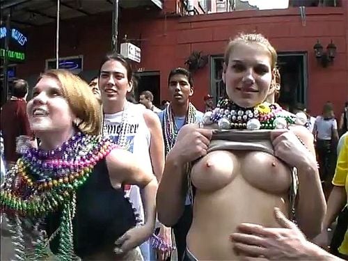 carolina ariza recommends flashing tits mardi gras pic