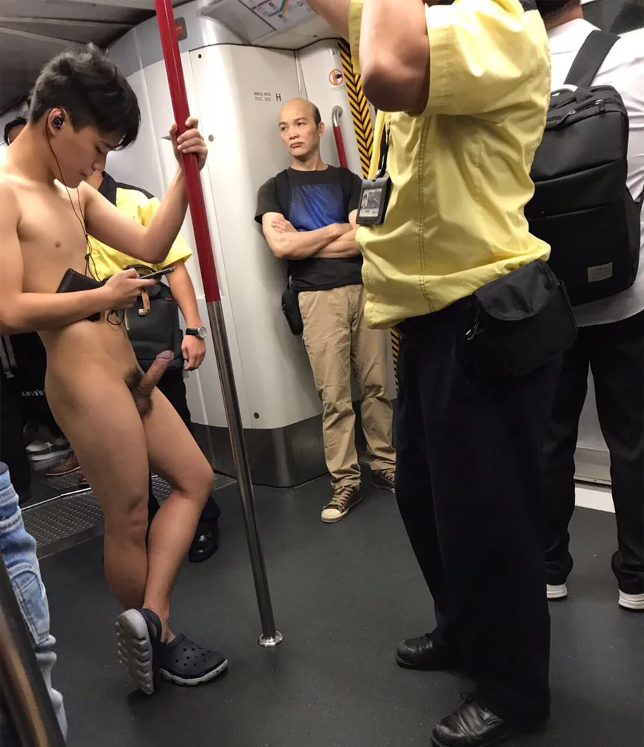 Public Exhibitionist hairy cunt