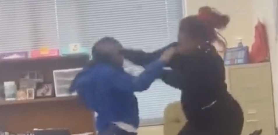 cashdman wilson recommends Teacher Fights Student Over Phone Video Uncut Version