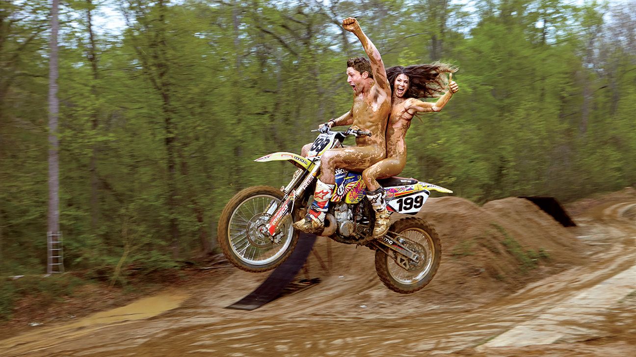 naked chicks on dirt bikes